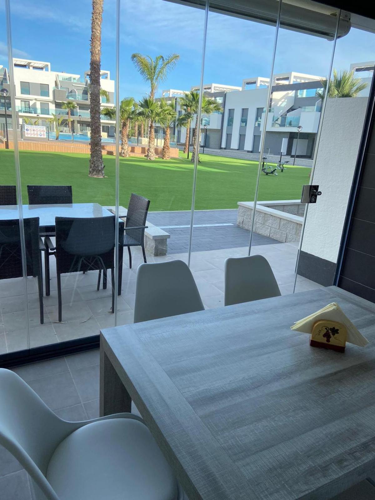 Oasis Beach El Raso Guardamar La Mata  Exteriör bild